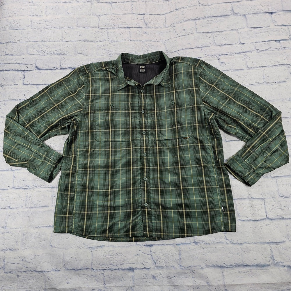 REI Co-op Sahara Button Shirt MENS XL Green Plaid Nylon Vented Hiking Roll Tab